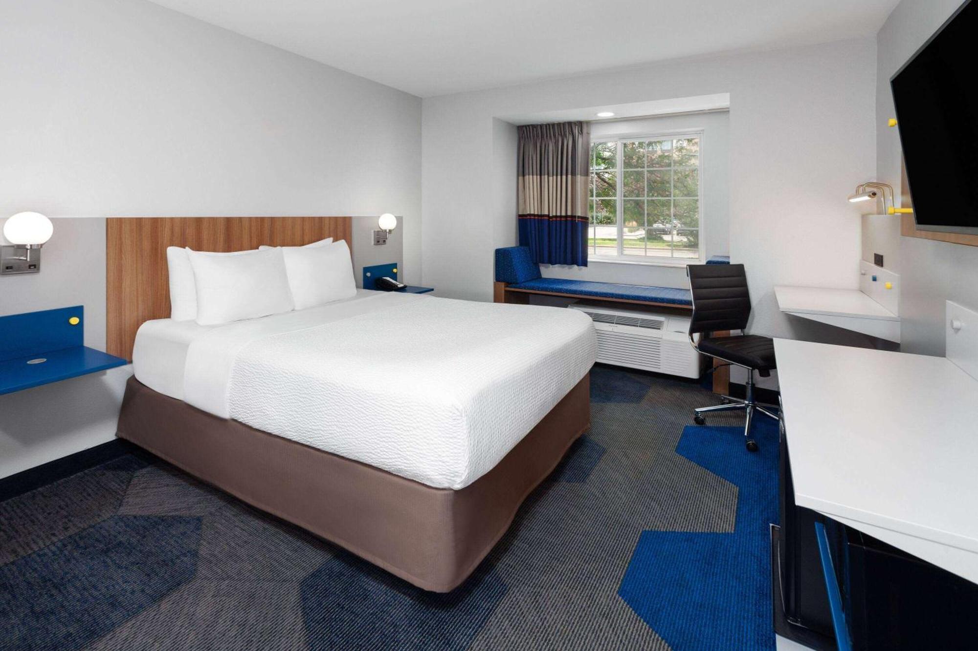 Microtel Inn By Wyndham Janesville Kültér fotó