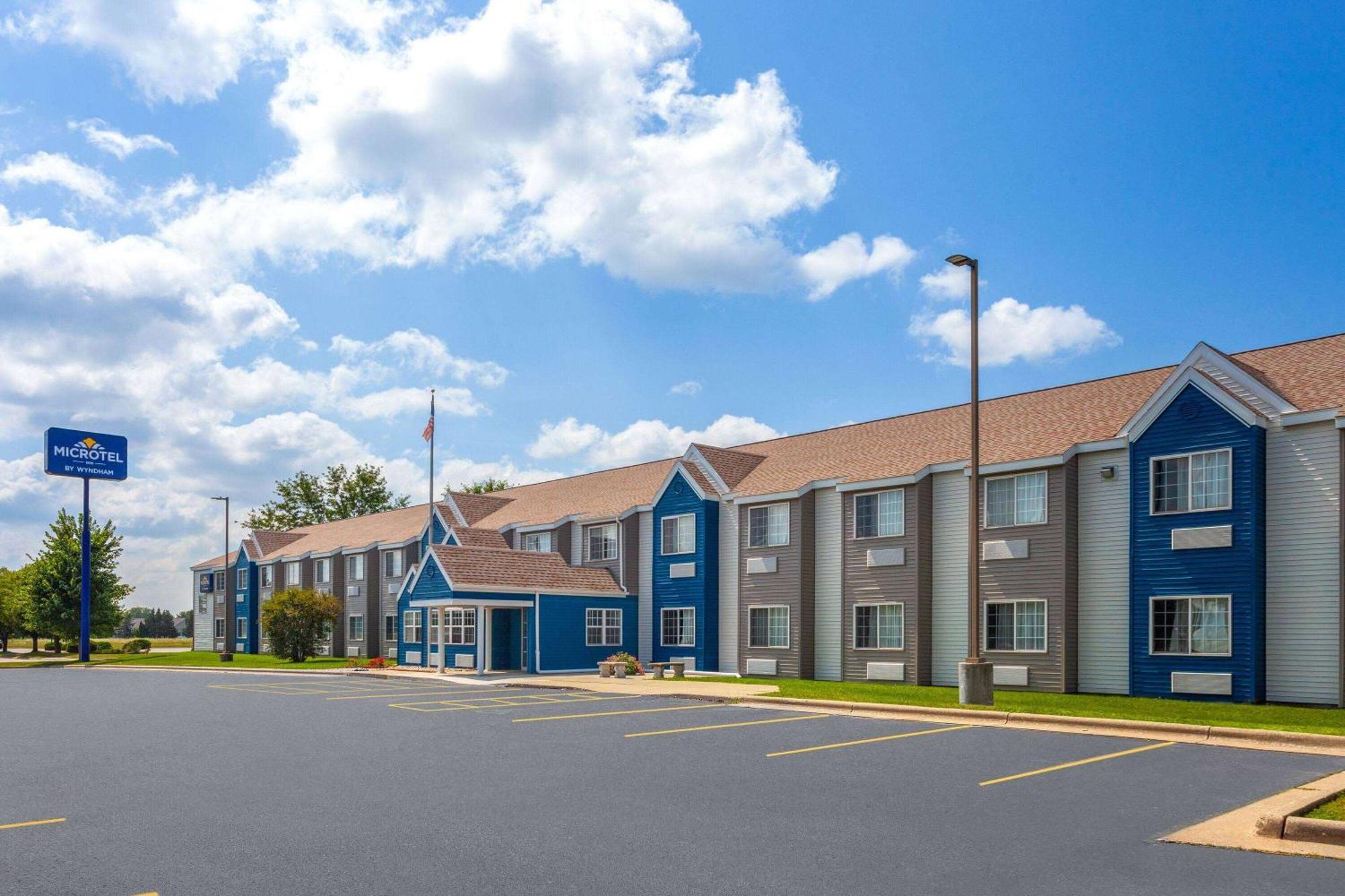 Microtel Inn By Wyndham Janesville Kültér fotó